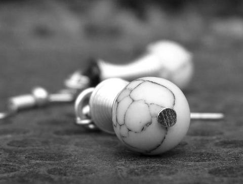 Pletený baret ve sv.hnědé barvě