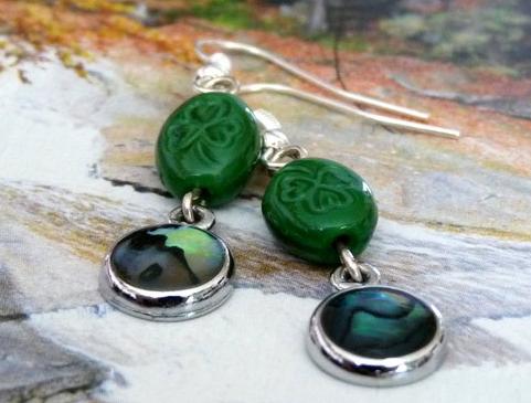 Pletený baret ve sv.hnědé barvě