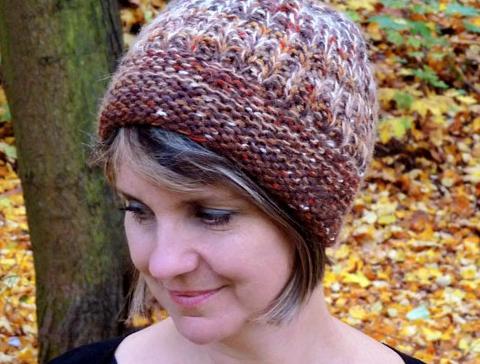 Pletený baret ve sv.hnědé barvě