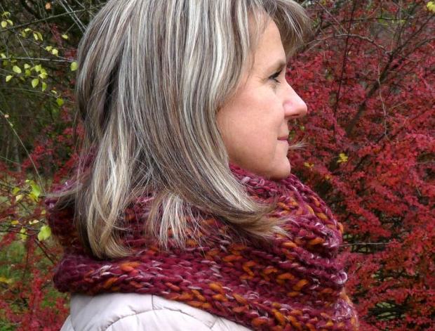 Pletený baret ve sv.hnědé barvě