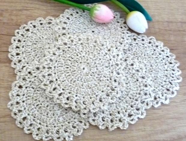 Pletený baret ve sv.hnědé barvě