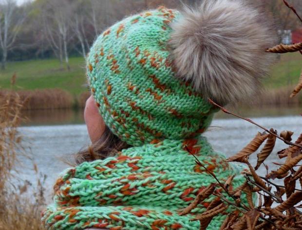 Pletený baret ve sv.hnědé barvě