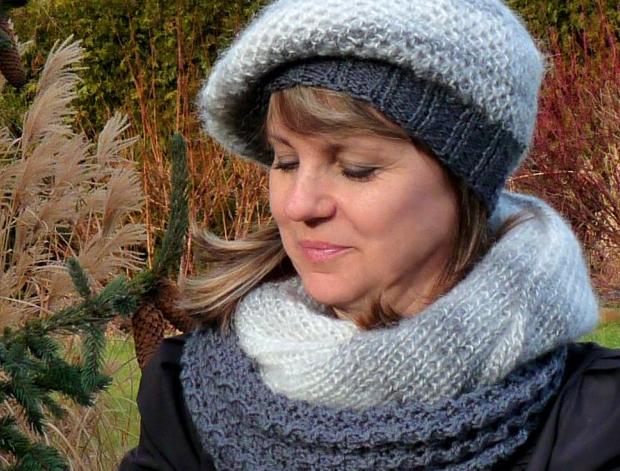 Pletený baret ve sv.hnědé barvě