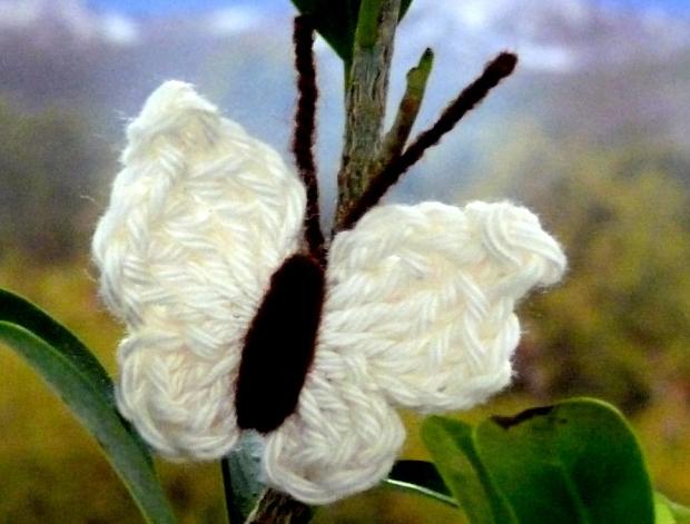 Pletený baret ve sv.hnědé barvě