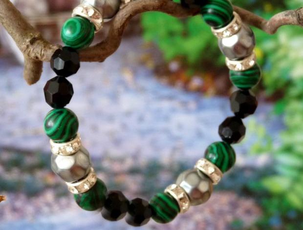 Pletený baret ve sv.hnědé barvě