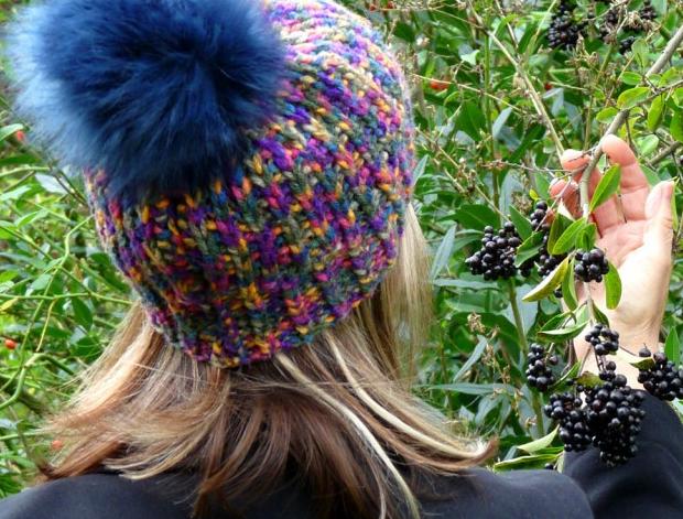 Pletený baret ve sv.hnědé barvě