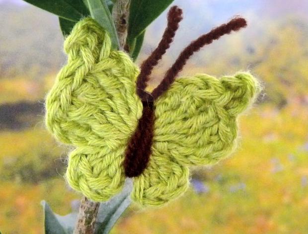 Pletený baret ve sv.hnědé barvě