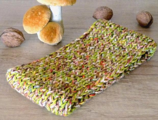 Pletený baret ve sv.hnědé barvě