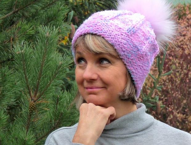 Pletený baret ve sv.hnědé barvě