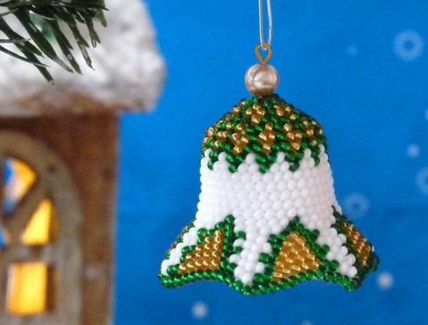 Pletený baret ve sv.hnědé barvě