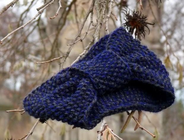 Pletený baret ve sv.hnědé barvě