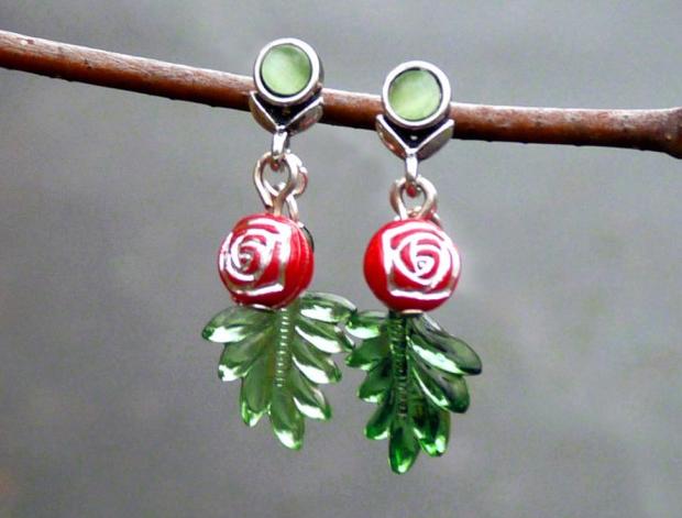 Pletený baret ve sv.hnědé barvě