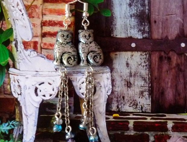 Náušnice - duhové kočky domov náušnice dívčí kočka kočička dáreček kočky visací extravagantní patina stříbrná kočičky řetízky duhové handmade přátelství atraktivní neokoukané 