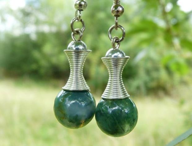 Pletený baret ve sv.hnědé barvě