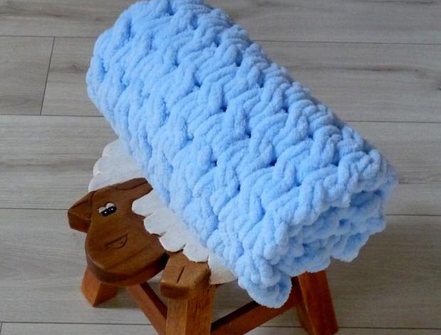 Deka pro miminko - nebeská modrá deka miminko dětská dečka pletená teplá nebeská handmade objemná děťátko heboučká žinylková díte mazlivá 