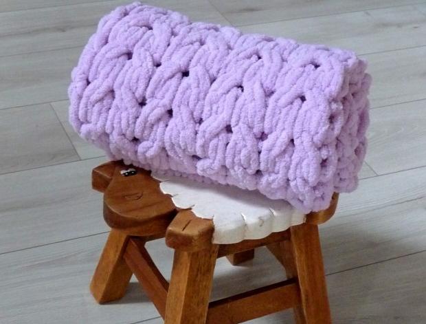 Pletený baret ve sv.hnědé barvě