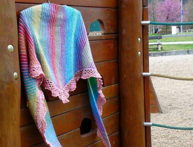 Pletený baret ve sv.hnědé barvě