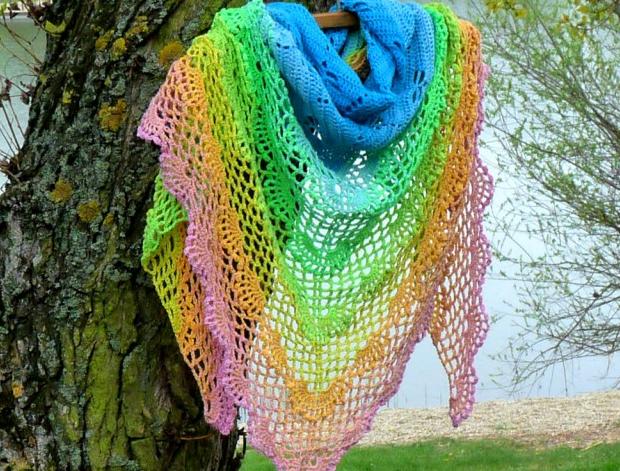 Pletený baret ve sv.hnědé barvě