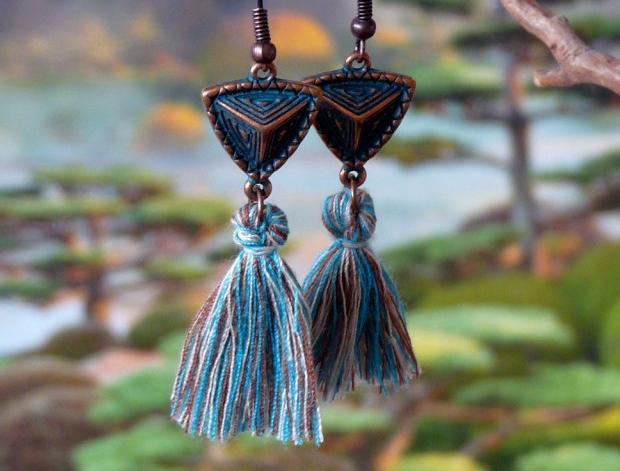 Náušnice - ornament se střapcem náušnice ornament vintage lesní patina etno afrika cestování střapec měděné handmade indiánské léto etnické domorodec šaman 
