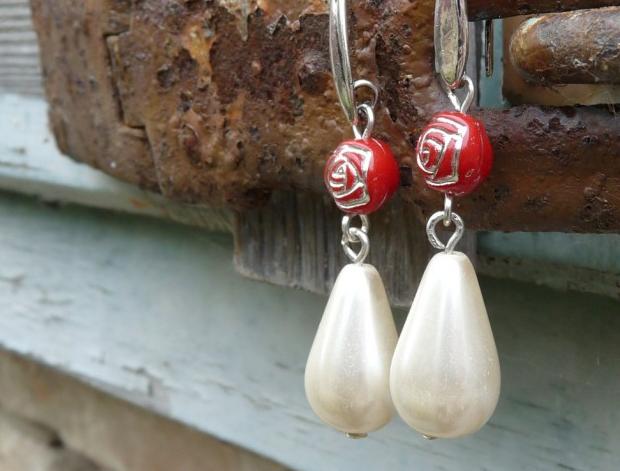 Pletený baret ve sv.hnědé barvě