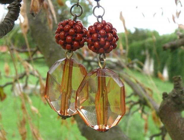 Pletený baret ve sv.hnědé barvě