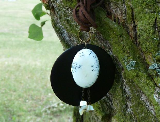 Pletený baret ve sv.hnědé barvě