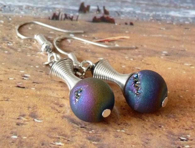 Náušnice - geodky s pokovem (achát achát náušnice přírodní originál minerály zajímavé drobné duhové handmade jedinečné pokov exkluzivní výběrové geody geodky 
