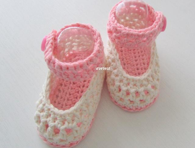 Letní botičky děti růžová jarní holčička holčičí letní bílá přírodní jaro miminko béžová léto háčkované botičky handmade capáčky 