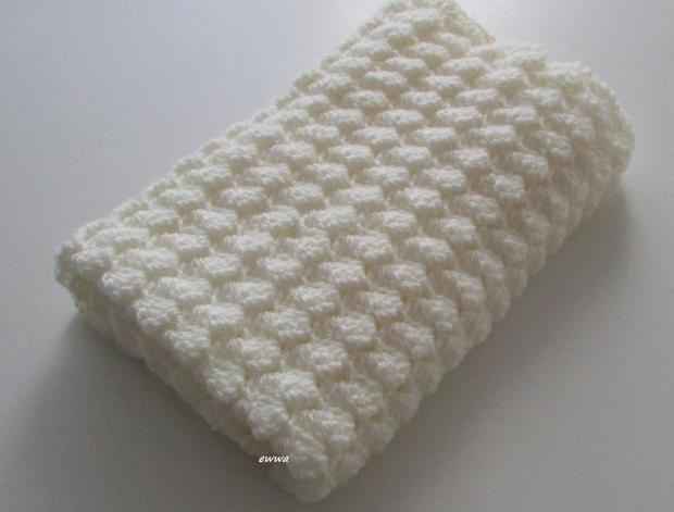 Deka pro mimi děti deka miminko háčkované akryl atelier přikrývka smetanová slavnostní unisex handmade slavnost křtiny na focení mimi vítání 