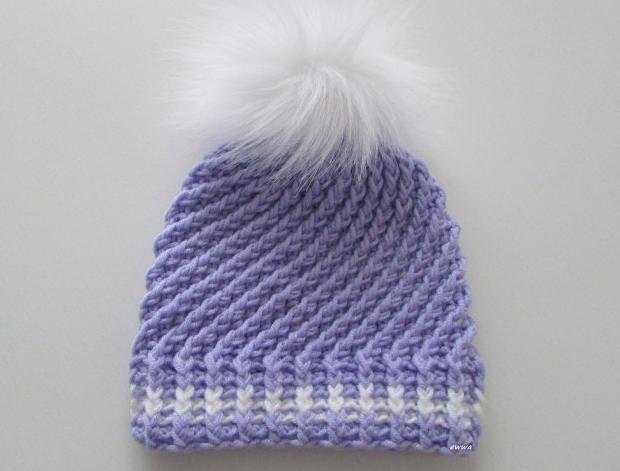 Čepička děti zima háčkovaná čepička levandulová pružná teplá fialková unisex bambule handmade 