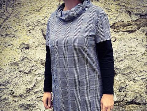 Mikino šaty mikina šaty kostka černobílá černobílé 