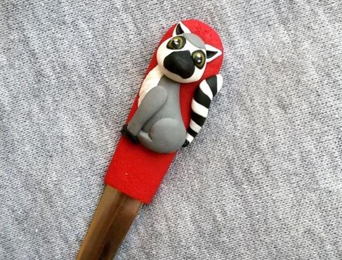 Lžička s lemurem dárek barevné barevná dětské lesní dětská fimo cernit zvířecí lžíce afrika les dezertní pro děti lžička lemur africká 