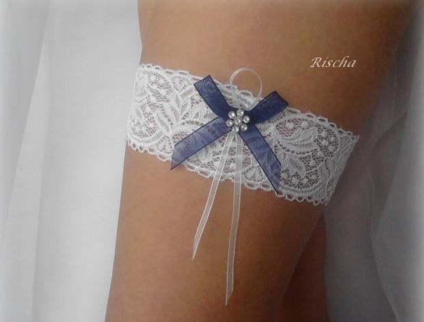 PODVAZEK bílo-modrý krajkový 1 dárek modrá elegantní bílá svatba krajka sexy bílý svatební romantický dárkový nevěsta wedding podvazek hochzeit svatební šaty podvazkový pás 