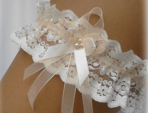 PODVAZEK KRAJKOVÝ ivory dárek sexy bílý satén svatební smetanový dárkový nevěsta ivory champagne wedding podvazky hochzeit podvazek - svatba svatební šaty rozlučka 