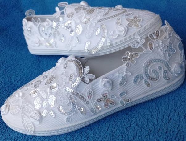 Balerínky bílé plátěné krajkové letní bílá svatba bílý svatební boty tenisky dárkový plátěné nevěsta kecky wedding podvazky hochzeit svatební šaty boty obuv lodičky dárek 