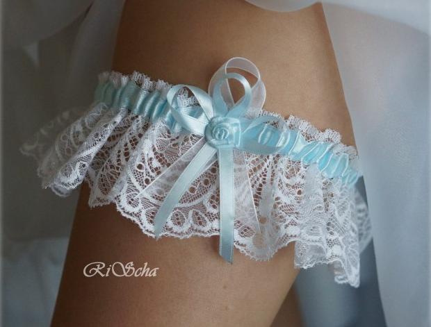 SVATEBNÍ PODVAZEK bílo-modrý dárek elegantní bílá láska svatba krajka sexy bílý svatební romantický dárkový nevěsta závoj wedding podvazek hochzeit svatební šaty podvazkový pás 