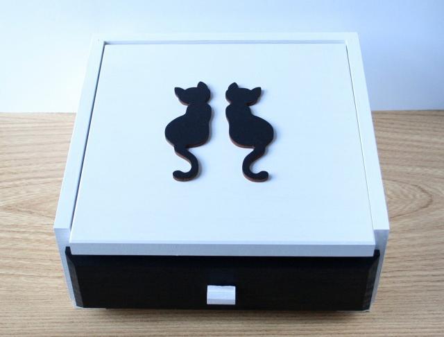 Pokladnička s lachtanem a slonem