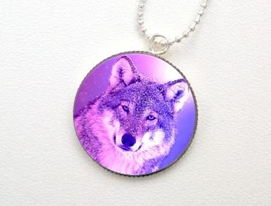 Nahlédni do vlčí duše - náhrdelník náhrdelník kov sníh vlk bílá šedá řetízek stříbrná pryskyřice krásný barevný společenský černý něžný čekání slavnostní casual zalévání jednoduchý móda lepení tajemný stylový modní bižuterní kov do města křišťálová pryskyřice módní doplněk na párty lůžko 25mm wolf autorský motiv schnutí náhrdelník z pryskyřice vlk zalitý v pryskyřici motiv vlka white wolf white fang dobrý společník šperk z křišťálové pryskyřice bílý vlk bdí vlk s růží věrný přítel vlčí smečka ze života vlků vlčí život vlk náhrdelník náhrdelník s vlkem vlčí duše duše vlka 