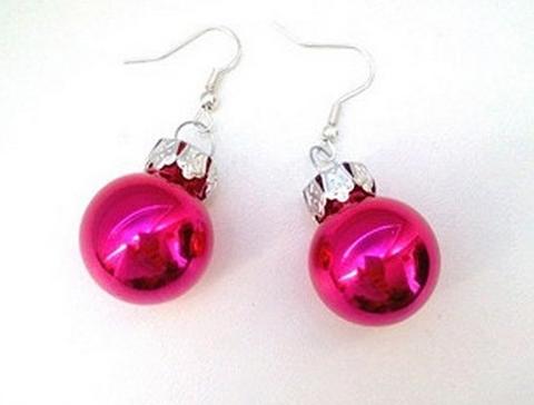 (REZERVACE: marcis) růžové lesklé náušnice vánoce sklo baňky 