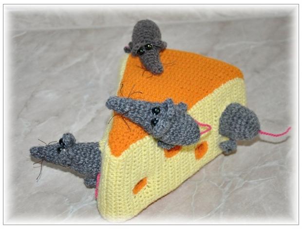 HÁČKOVANÝ SOBÍK ARTUR