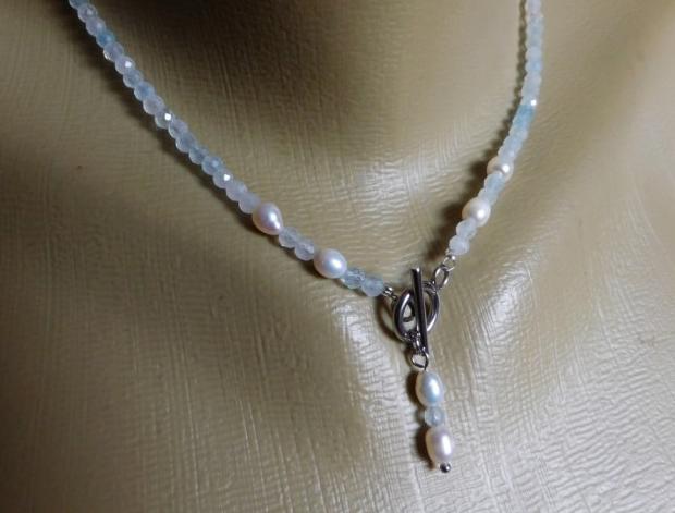 Náhrdelník chalcedonový s perlami náhrdelník nerez říční polodrahokamy pravé chalcedonperličky 
