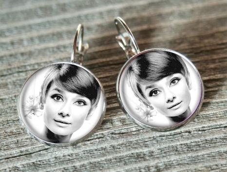 Aurey III. originální náušnice letní hvězda květ zahrada králík zajíc léto neon valentýn pryskyřice pink duha kvítek duhovka duhové leknín neonové nevšední audrey  Aurey III. originální náušnice letní hvězda květ zahrada králík zajíc léto neon valentýn pryskyřice pink duha kvítek duhovka duhové leknín neonové nevšední audrey