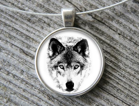 Přívěsek Vlk přívěsek originální vlk květ zahrada léto valentýn pryskyřice kvítek duhovka duhové nevšední náhrdelník letní wolf zvbíře 