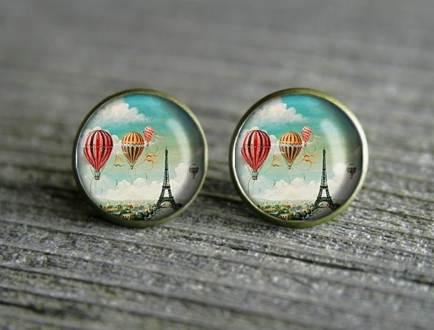 Paříž originální dárek náušnice podzim letní léto valentýn pryskyřice duha puzetky páv nevšední nušnie zima vánoce 