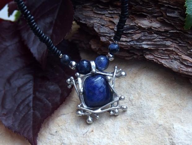 Chryzopras na perleti