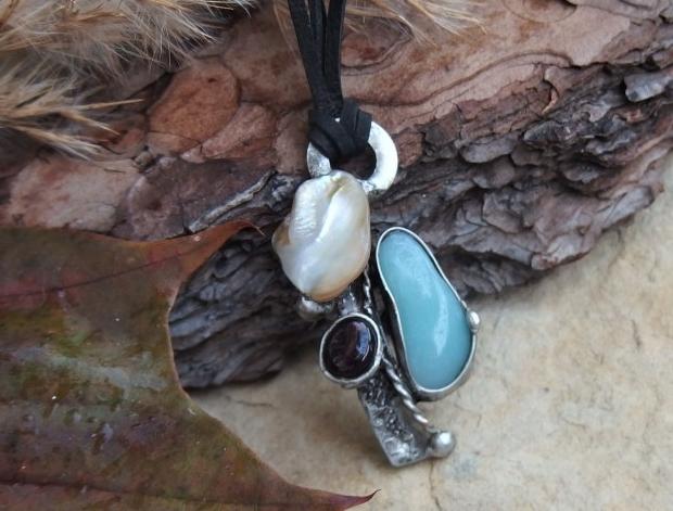 Chryzopras na perleti