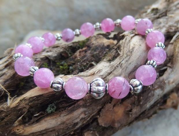 Chryzopras na perleti