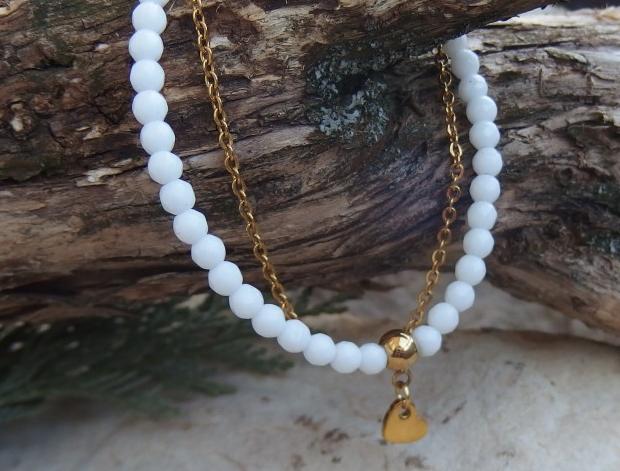 Chryzopras na perleti