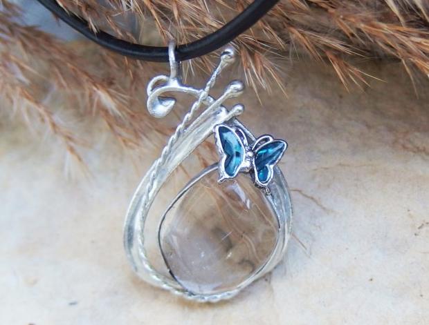 Chryzopras na perleti