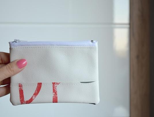 Pletená čelenka s copy -hnědá 1.